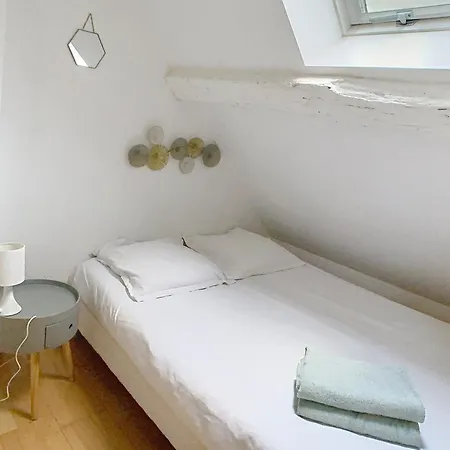 Le Perchoir Apartment Melun Exterior photo